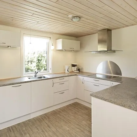 Three-bedroom Holiday In 4 Ansager